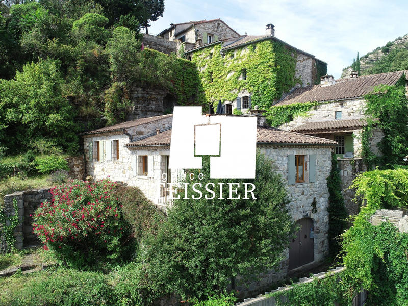 Maison - 118 m² - 3 pièces