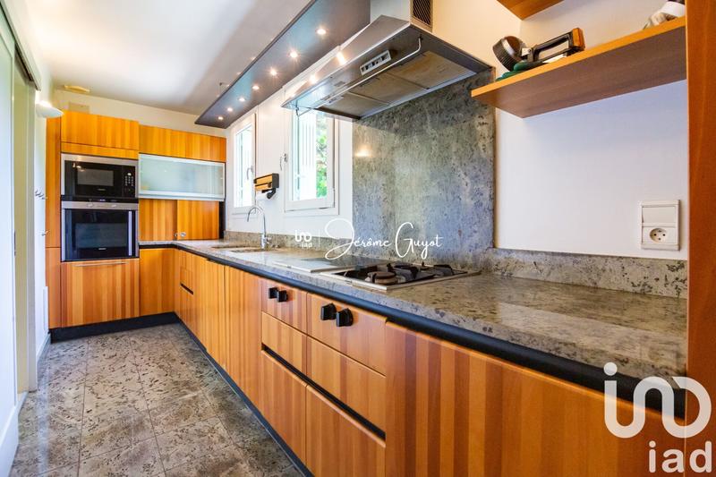 Maison - 145 m² - 6 pièces