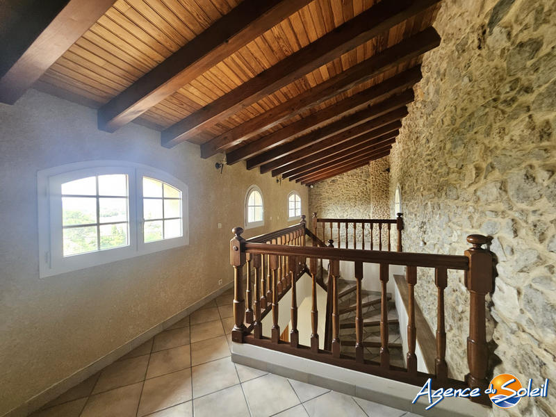 Maison - 180 m² - 4 pièces