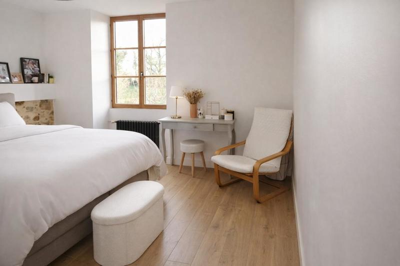 Maison - 220 m² - 6 pièces