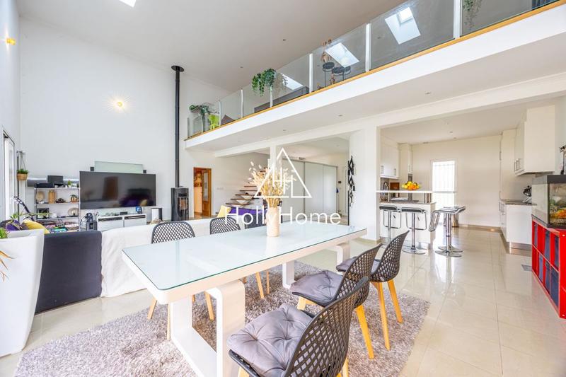 Maison ancienne - 213 m² - 6 pièces