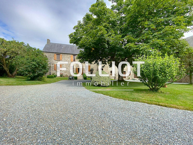 Maison - 180 m² - 7 pièces