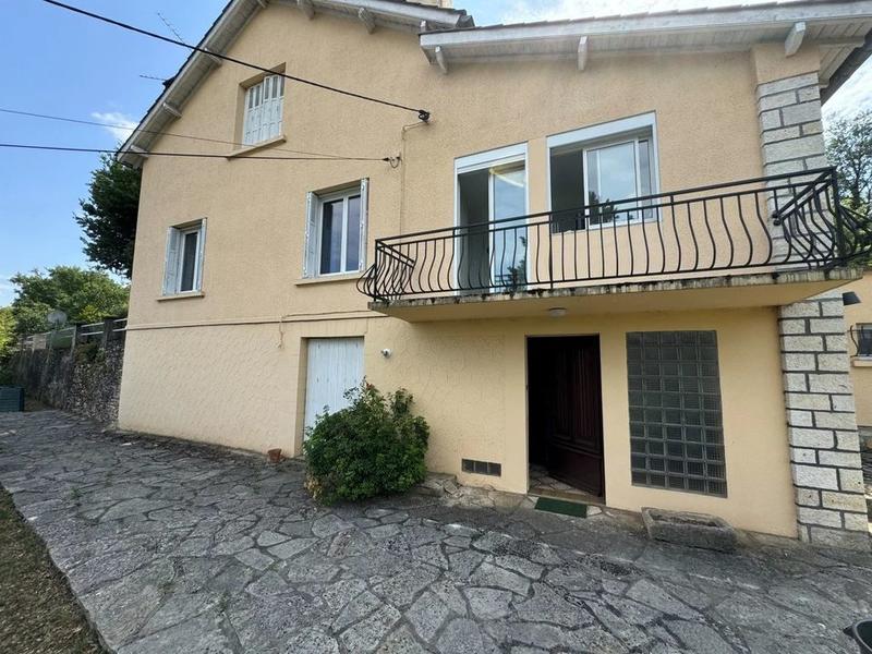 Maison - 160 m² - 9 pièces