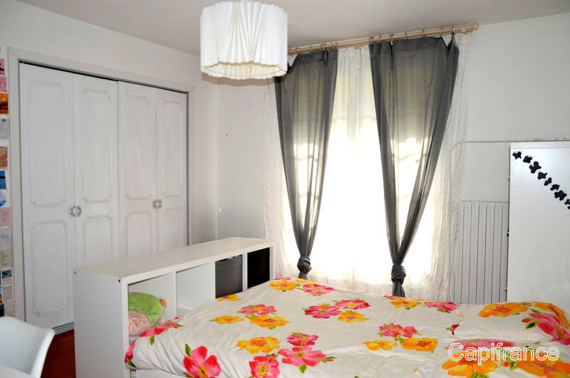 Maison - 224 m² - 6 pièces