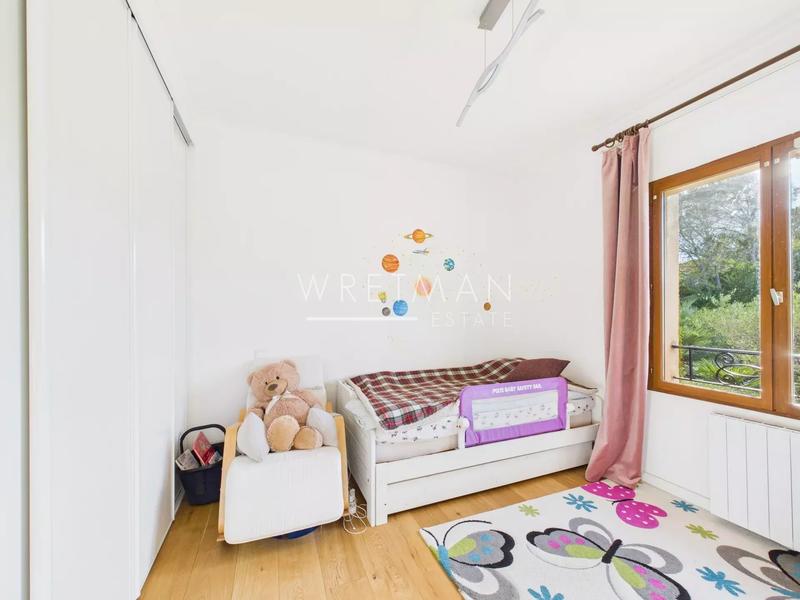 Maison - 156 m² - 7 pièces