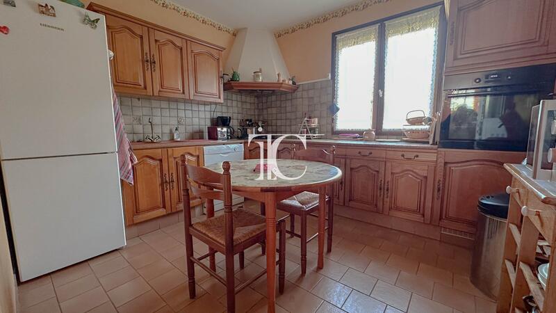 Maison - 168 m² - 6 pièces