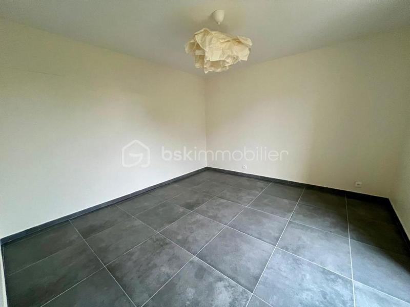 Maison en pierre - 140 m² - 6 pièces