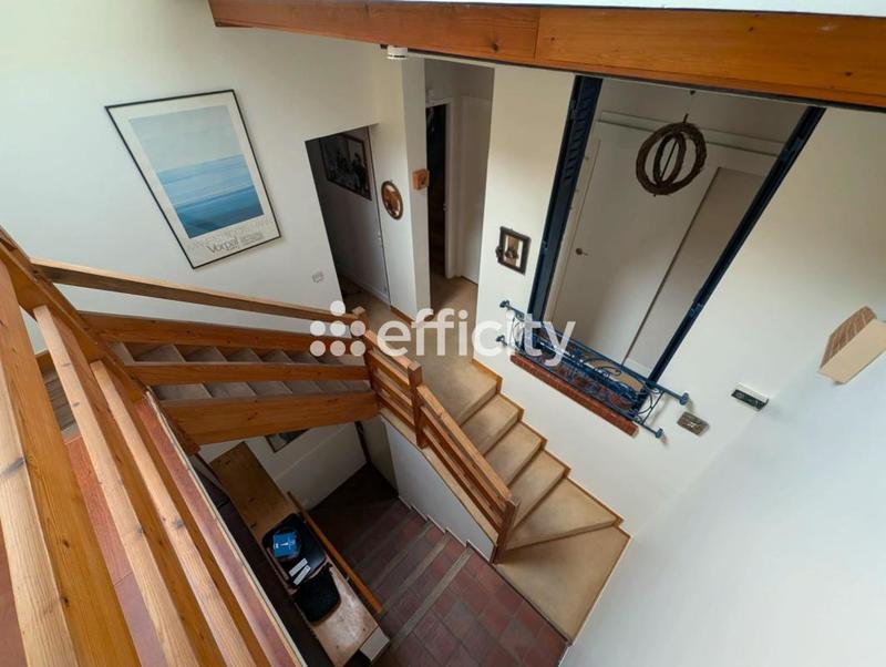 Maison - 175 m² - 7 pièces
