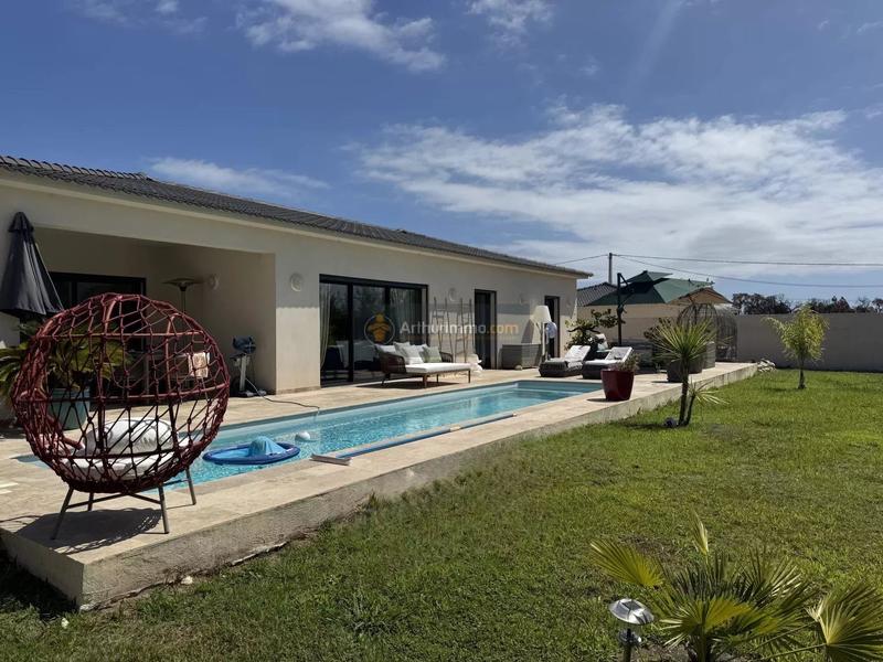 Maison - 140 m² - 4 pièces