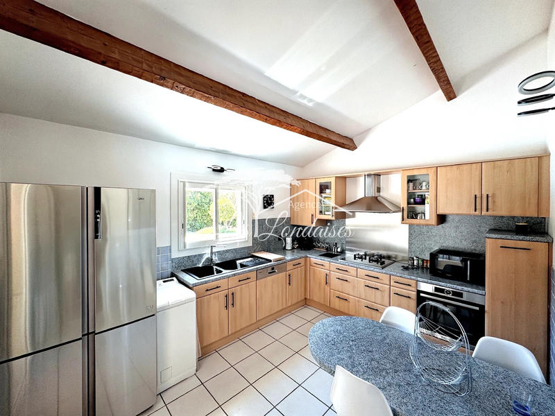 Maison - 107 m² - 5 pièces