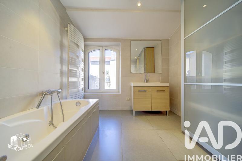 Maison de village - 205 m² - 8 pièces