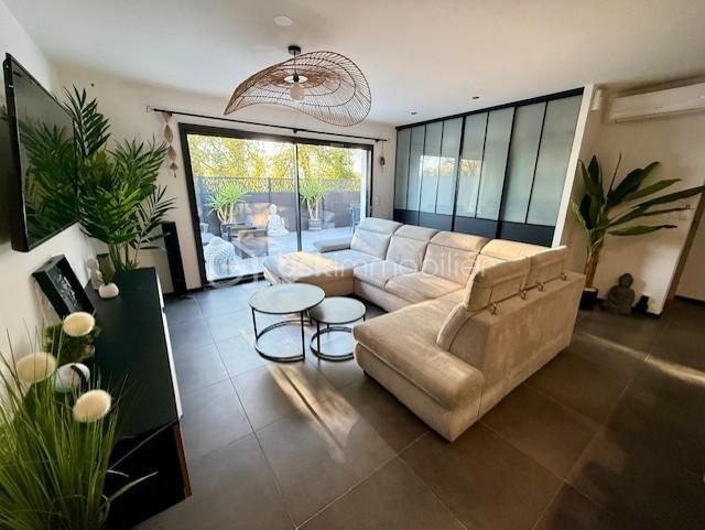 Maison - 96 m² - 4 pièces