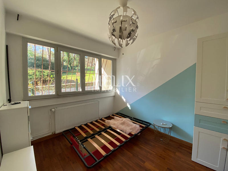 Appartement - 65 m² - 4 pièces