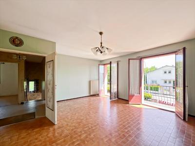 Maison - 87 m² - 4 pièces