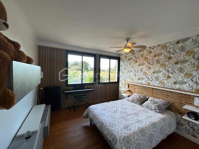 Maison - 143 m² - 6 pièces