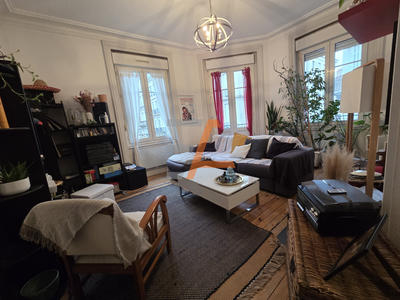 Appartement - 86 m² - 4 pièces