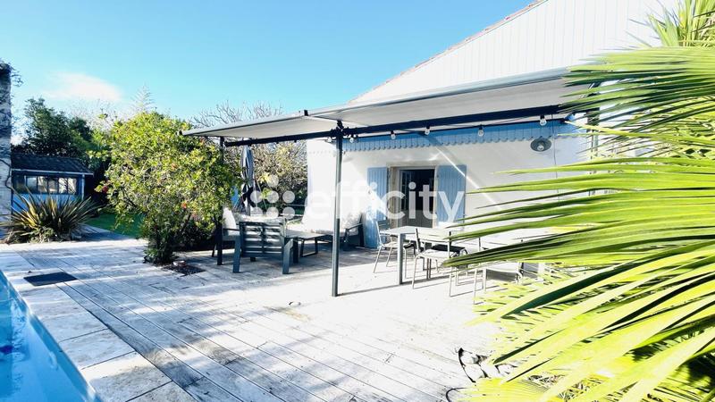 Maison en pierre - 200 m² - 8 pièces