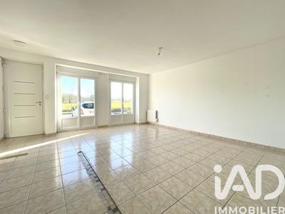 Maison - 200 m² - 8 pièces