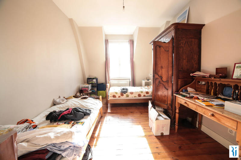 Appartement - 150 m² - 4 pièces