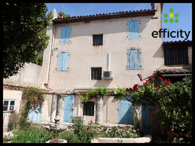 Maison - 262 m² - 6 pièces