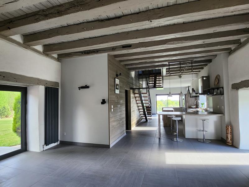 Propriété - 142 m² - 5 pièces