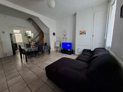 Maison - 102 m² - 4 pièces