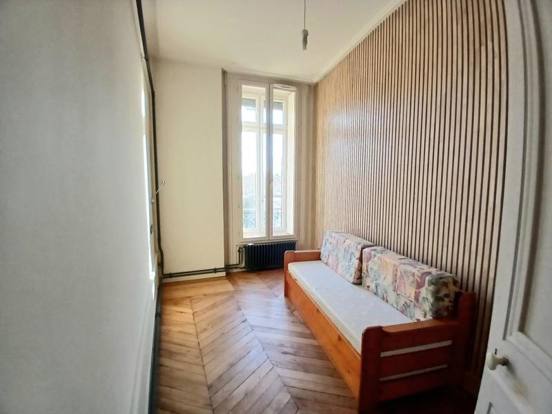 Appartement - 98 m² - 3 pièces