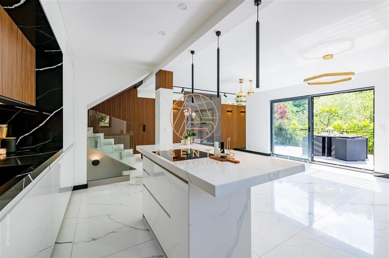 Maison contemporaine - 120 m² - 6 pièces