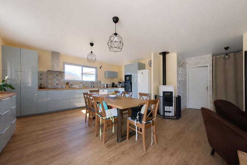 Maison - 119 m² - 5 pièces