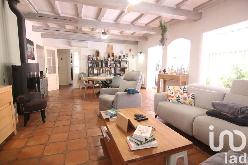 Maison - 675 m² - 20 pièces