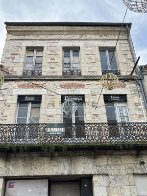 Immeuble - 443 m² - 16 pièces