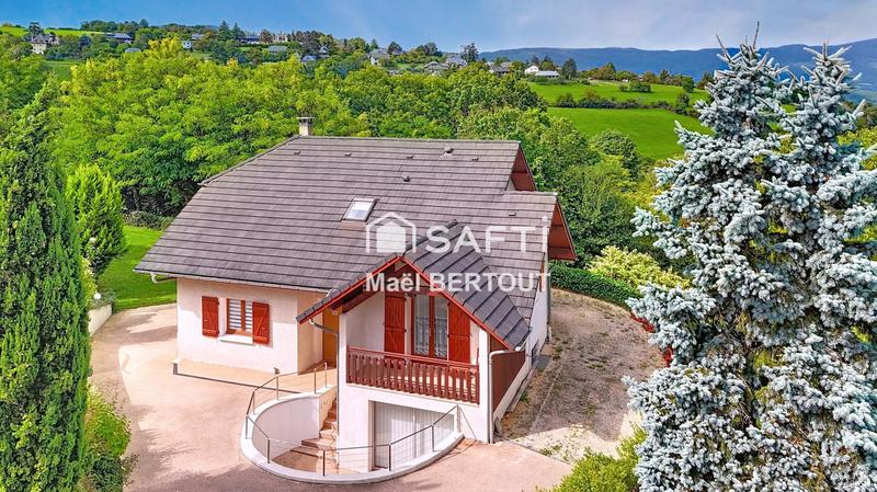 Maison - 136 m² - 6 pièces