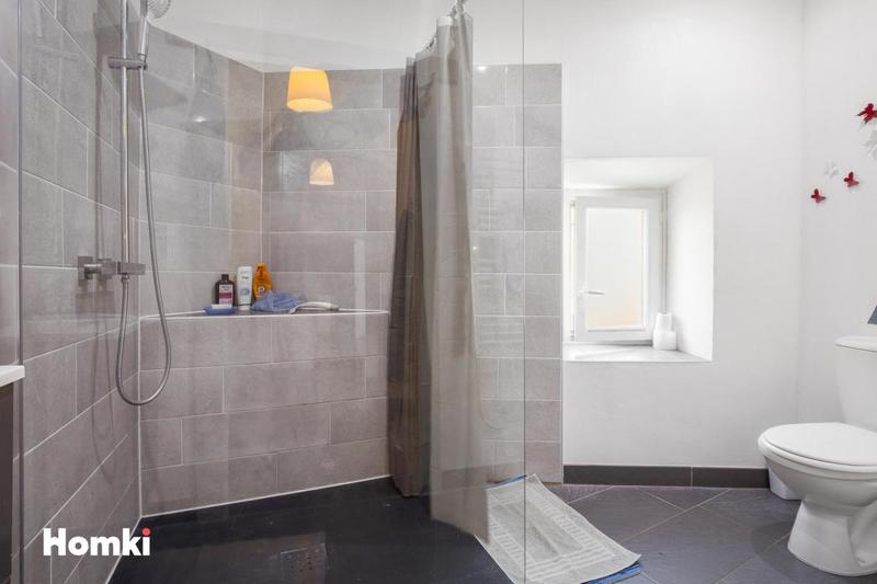 Maison de ville - 272 m² - 7 pièces