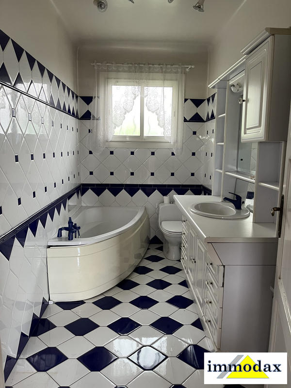 Villa - 170 m² - 7 pièces