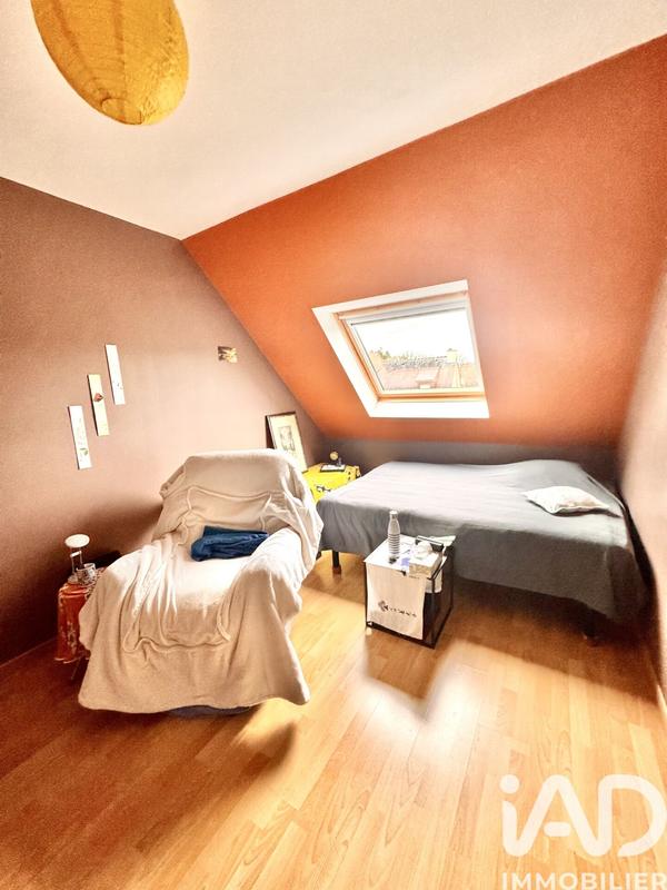 Maison - 95 m² - 6 pièces