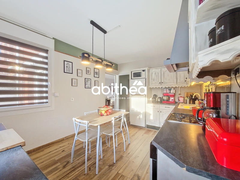 Maison - 98 m² - 4 pièces