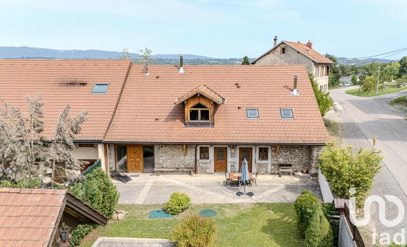 Ferme - 238 m² - 9 pièces