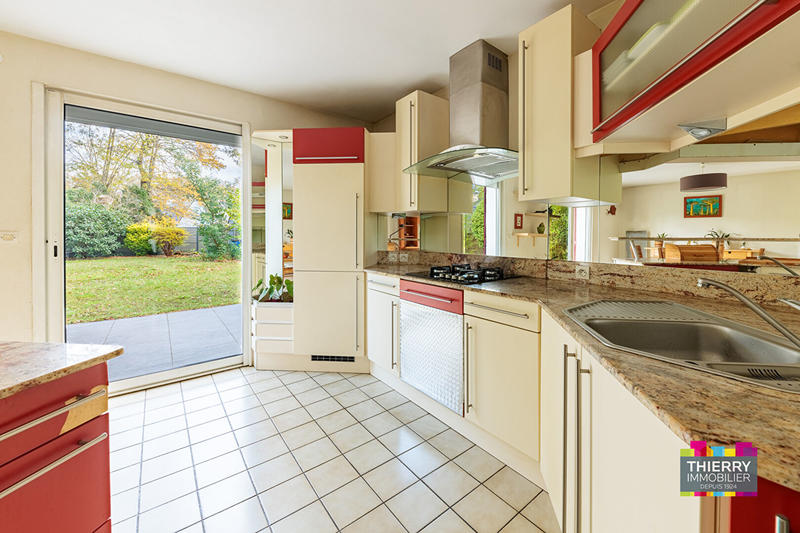 Maison - 106 m² - 6 pièces