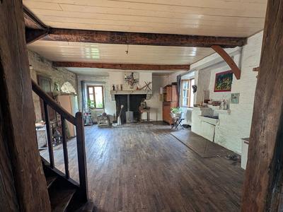 Maison - 196 m² - 7 pièces