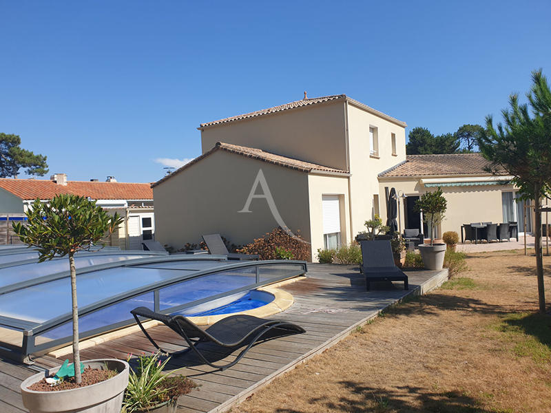 Maison - 158 m² - 4 pièces