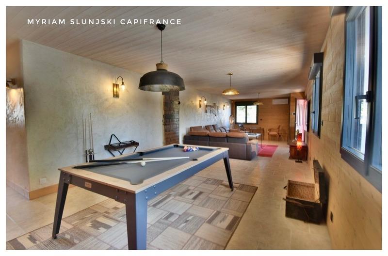 Villa - 210 m² - 6 pièces