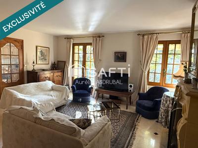 Maison - 161 m² - 6 pièces