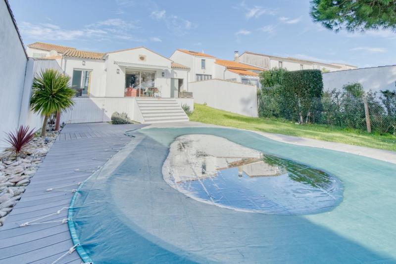 Pavillon - 111 m² - 5 pièces