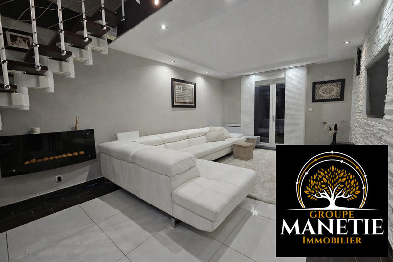 Maison traditionnelle - 139 m² - 6 pièces