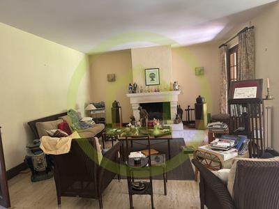 Propriété - 305 m² - 13 pièces