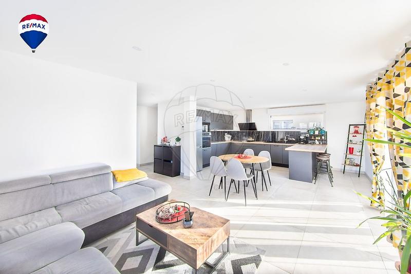 Maison - 97 m² - 1 pièce