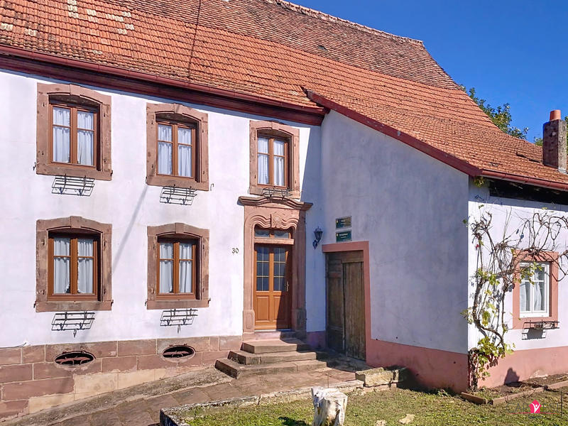 Maison - 102 m² - 4 pièces