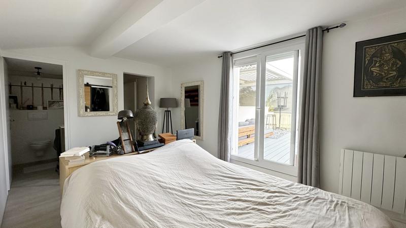 Appartement sur toit - 110 m² - 5 pièces