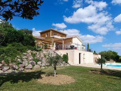 Maison d'architecte - 220 m² - 7 pièces