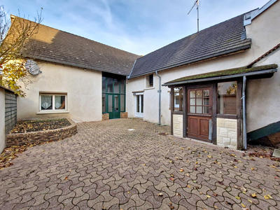 Maison - 136 m² - 7 pièces